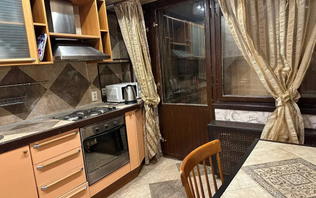Dvukhkomnatnaya Na M Kurskaya Flat