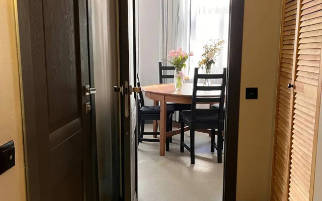 Квартира Уютная Двухкомнатная в Центре Города