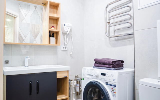 Uyutnaya Studiya Kömfi Flat