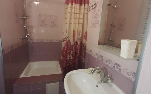 Solnechny Guest House