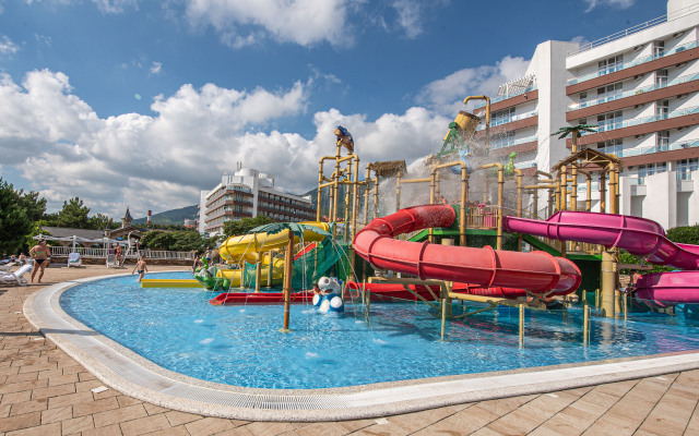 Alean Family Biarritz Hotel