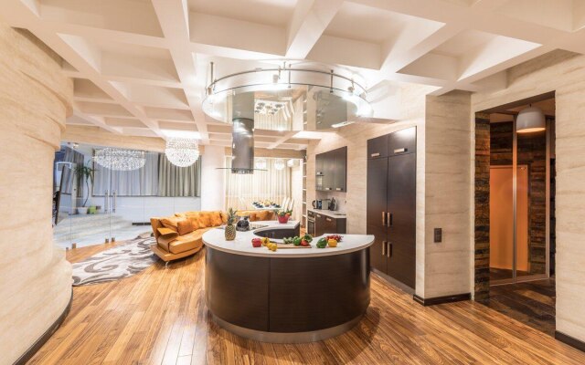 Pentkhaus Na Prospekte Mira Apartments