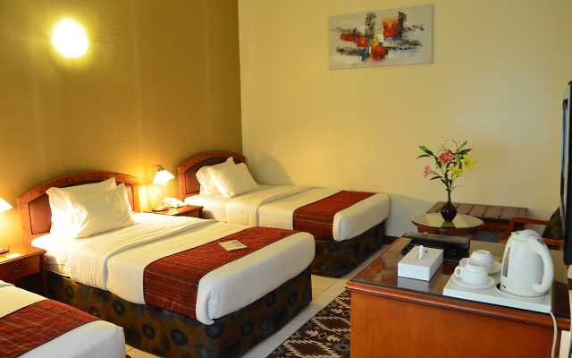 Nejoum Al Emarate Hotel