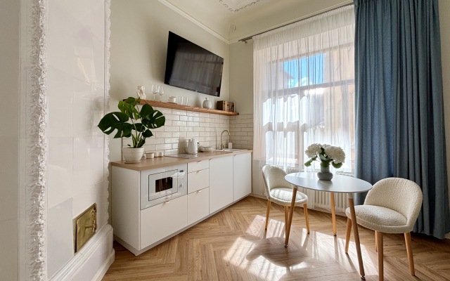 Studio Azure Studio Flat