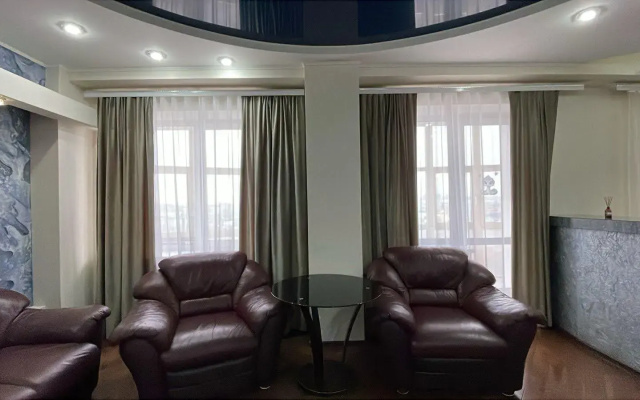 Pyat Zvyozd Zhk Kirovskiy Apartments - Apartment in 科佩伊斯克 - Photo 3