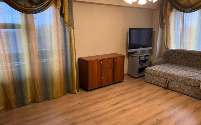 Апартаменты на улице Адмирала Кузнецова 15