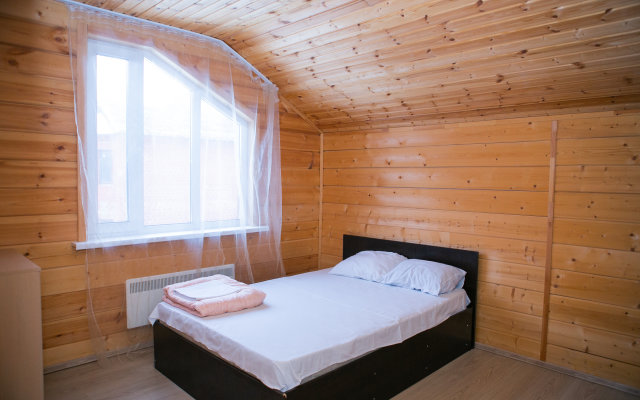 Dom V Chehove Guest House