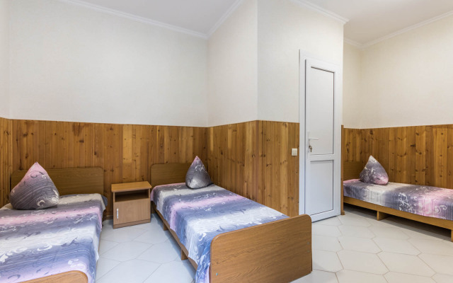 Robinzon Guest House