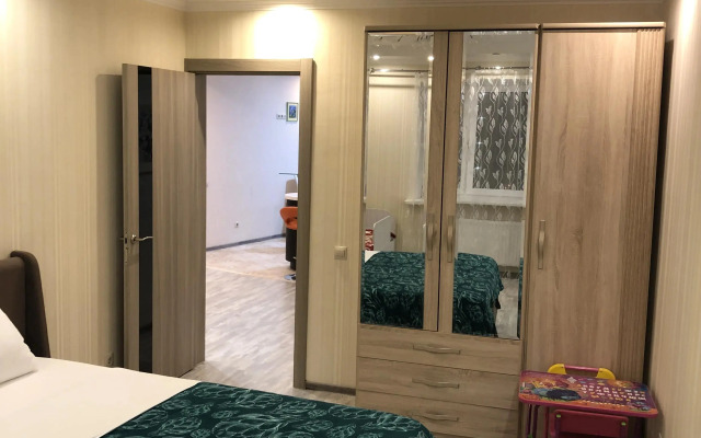 Квартира 4-к. , 100 м², 6 Кроватей