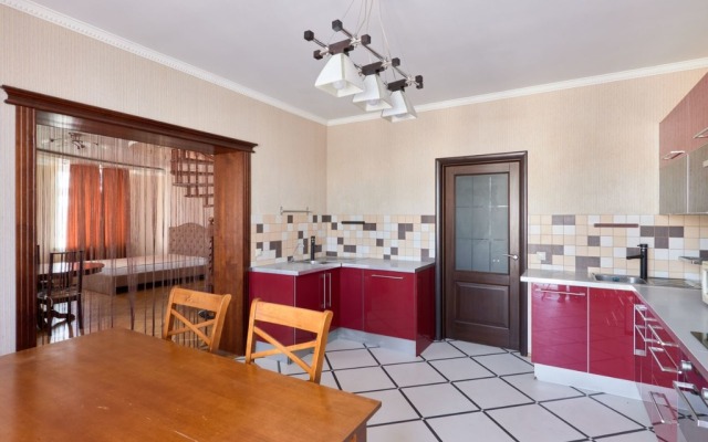 2-kh Urovnevye Apartamenty u metro Sukonnaya Sloboda
