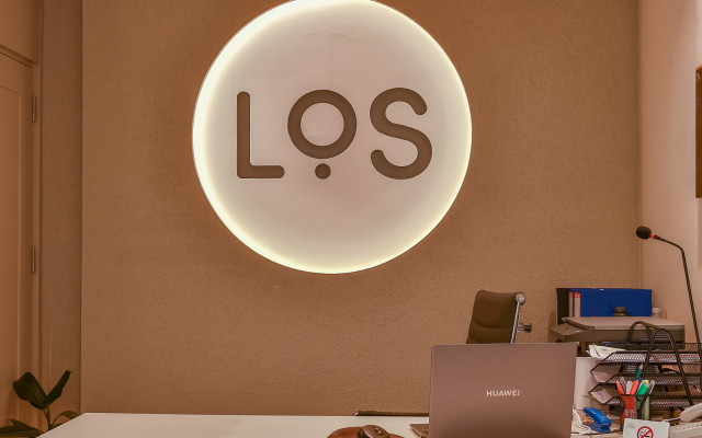 Los Suites Apartment Hotel