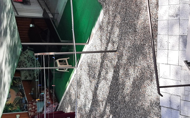 U Dyadi Fedora Guest House