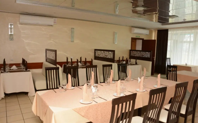 Отель Гостиничный комплекс Юбилейный