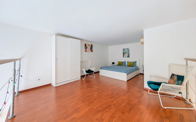 Apartamentyi Nevskij 18 Nikol I Mishel 1