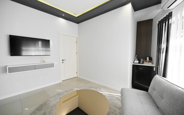 Mon Invite Hotel, Mini-Hotel