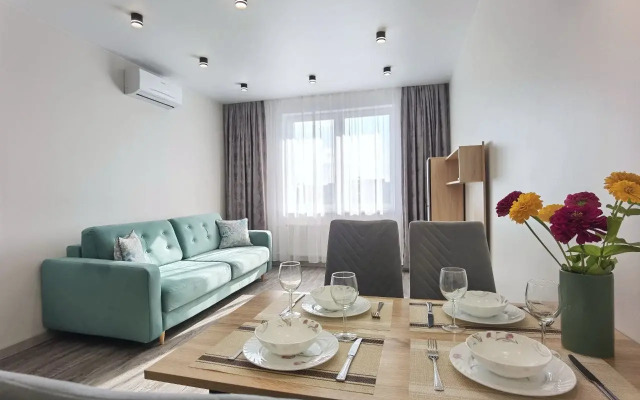 Yevrodvukhkomnatnaya ryadom s Trts Planeta Flat
