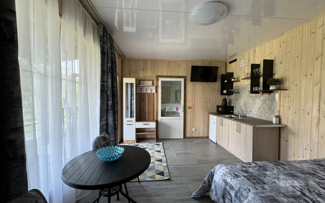 Domik U Ozera Bungalow