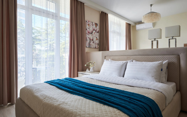 Red Apartments Pokrovskiy Park Iris Apartments