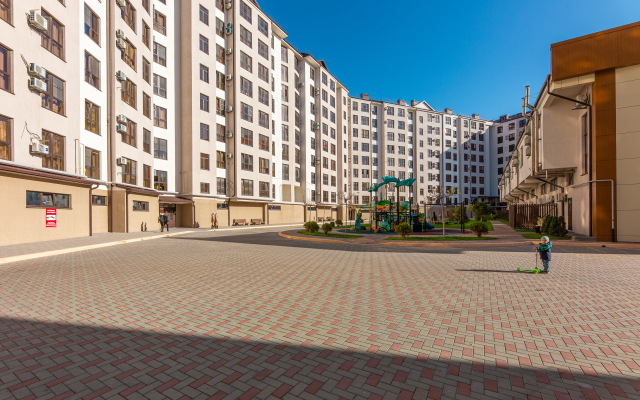 Pervaya Liniya Naberezhnoy Apartments