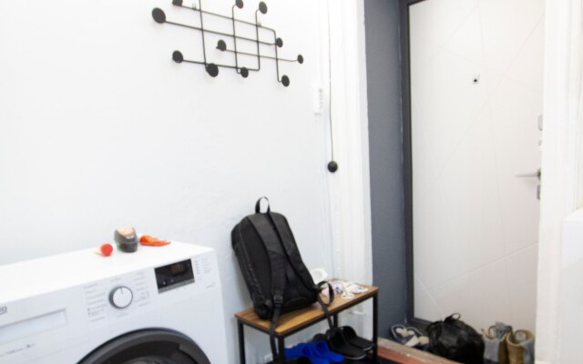 Двухкомнатная квартира возле Кремля