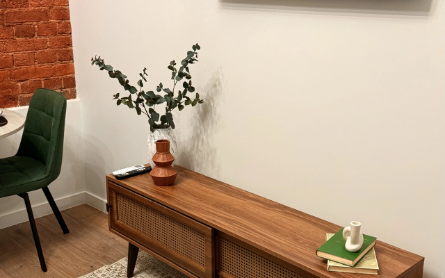 Апартаменты двухуровневые возле Кремля с парковкой