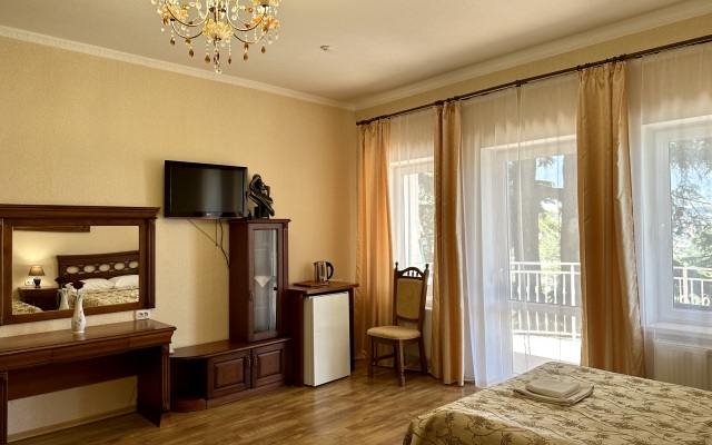 Imperial-2011 Hotel