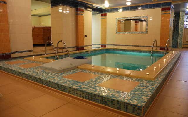 Tropicana Park Hotel