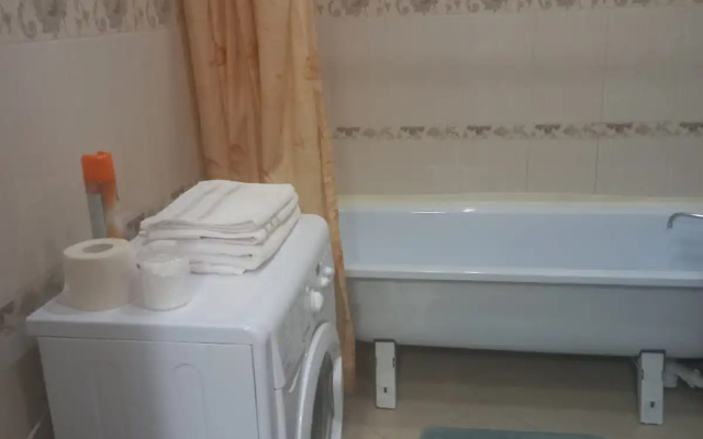 Квартира с видом на ночной город