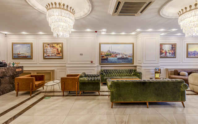Porta Romanos Hotel