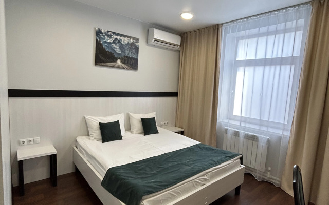 Отель RedFox в центре