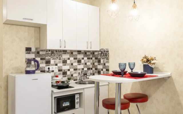 Апартаменты Prince Apartments на ПроспектеСтроителей 18 (186)