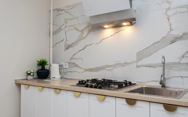Apartwhite Flat