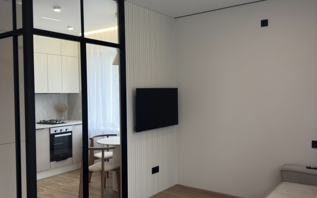 Stilnaya Studiya V Tsentre Kaliningrada Flat