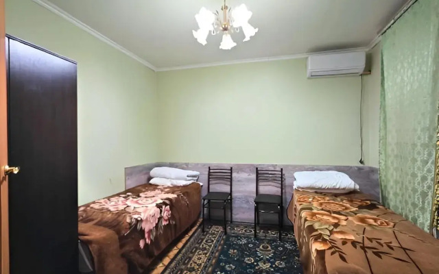 Flat na Vlasova 23