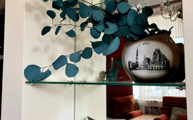 Riga V Samom Tsentre S Zakrytoj Parkovkoj Flat