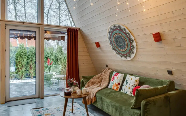 Частный дом Увеличенный А-фрейм Сад с баней и чаном