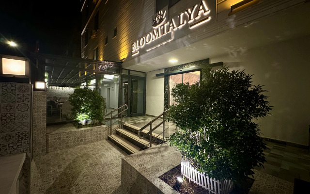 BLOOMTALYA Hotel