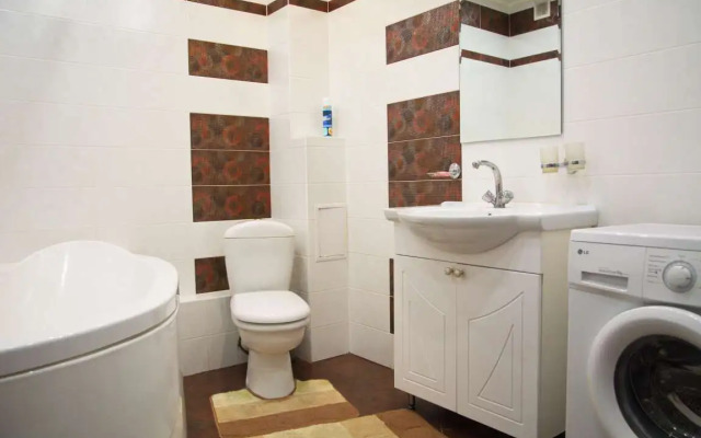 1 na prospekte Lenina 112b Apartments