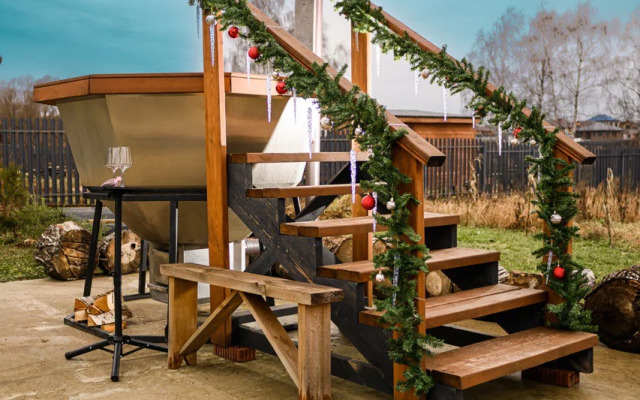 Частный дом дом у озера с чаном и баней