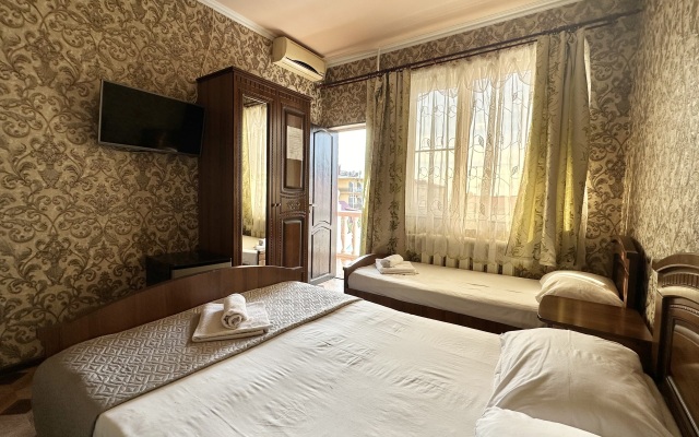 MartLen Guest House