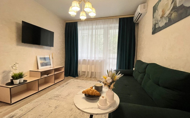 S lyubovyu Flat