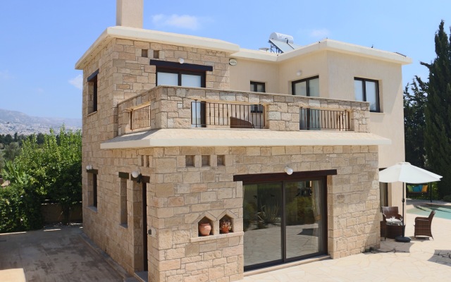 Camelot Villa