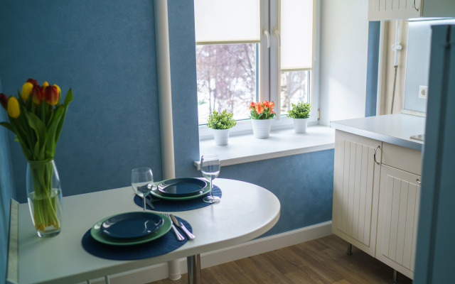 Na Vokzalnoy 1 Flat