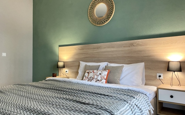 Avrora House Apartments