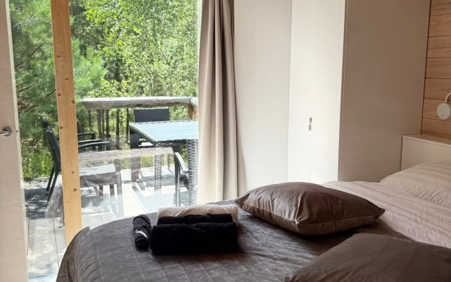 Unikalny Atomm Xl Private house