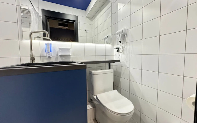 2 Nochi V Novom Komplekse Ramada(4) Flat