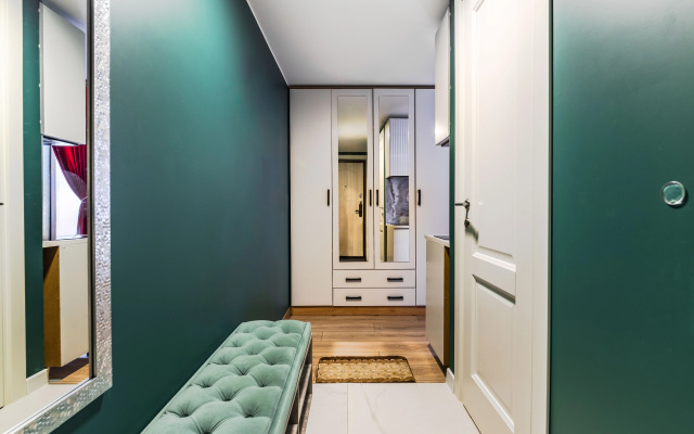 Steny vremeni Flat