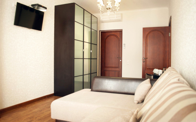 New Astoria Hotel