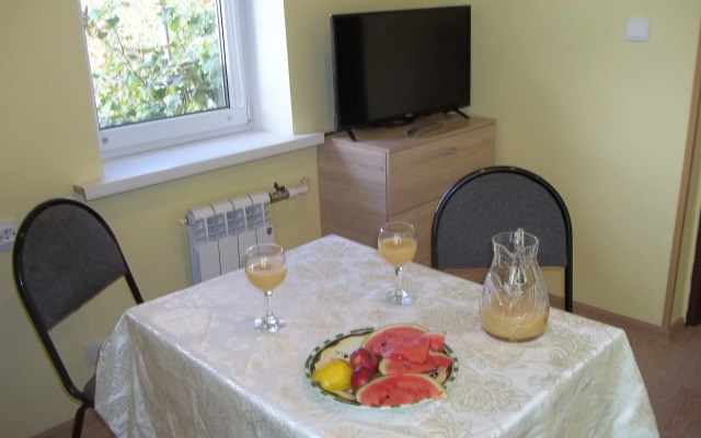 Malogabaritnaya Flat
