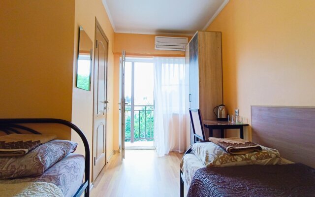 Vinogradny Dvorik Guest House